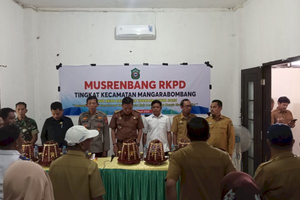 RKPD 2025, Anggota DPRD Takalar Hadiri Musrenbang Kecamatan Mangarabombang