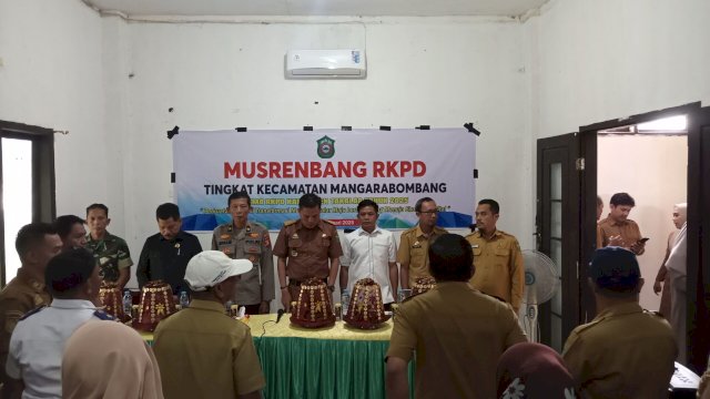 RKPD 2025, Anggota DPRD Takalar Hadiri Musrenbang Kecamatan Mangarabombang