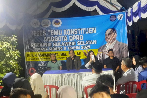 Meski Diguyur Hujan Deras, Reses Legislator NasDem Sulsel Mahmud Tetap Dihadiri Antusias Masyarakat