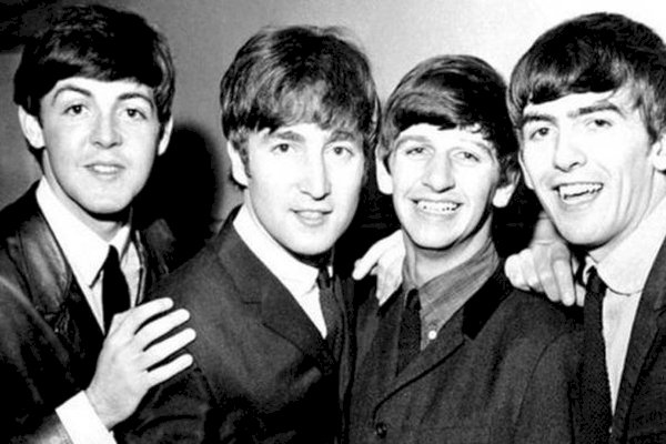 Setelah 28 Tahun, The Beatles Kembali Menang Grammy Awards Lewat Lagu &#8220;Now and Then&#8221;