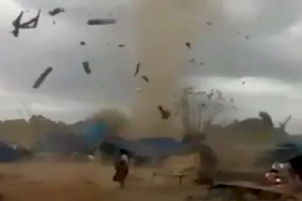 Angin Puting Beliung Terjang Dadeko Larompong Selatan Luwu, Sejumlah Rumah Rusak