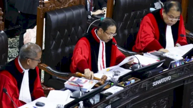 Sidang MK.