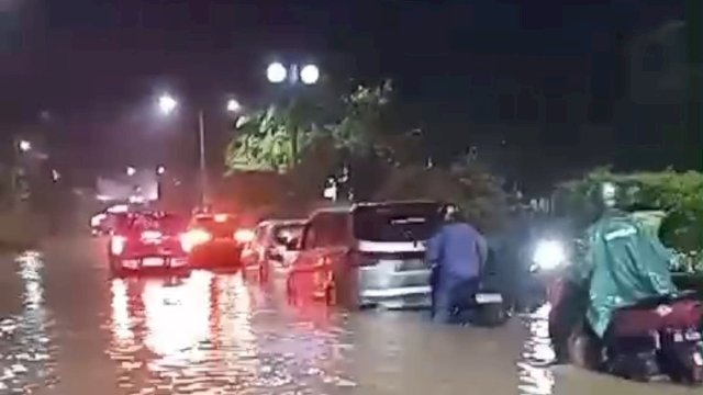 Kondisi Banjir di Maros.