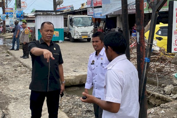 Ganggu Aktivitas Masyarakat, Legislator NasDem Sulsel Desak Perbaikan Drainase-Jalan di Poros Pammanjengan Moncongloe Maros