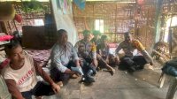 Kapolres Jeneponto Sambangi Kakek Sahabu, Warga Kurang Mampu di Rumah Tak Layak Huni-Beri Bantuan dan Support