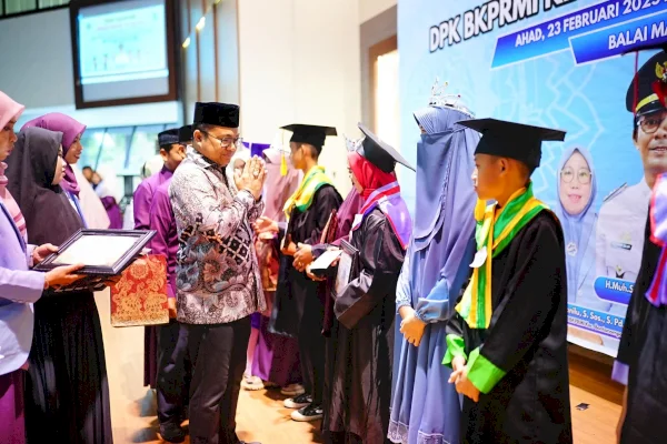 Hadiri Wisuda Santri BKPRMI, Wabup Gowa Darmawangsyah Muin: Generasi Penerus Bangsa