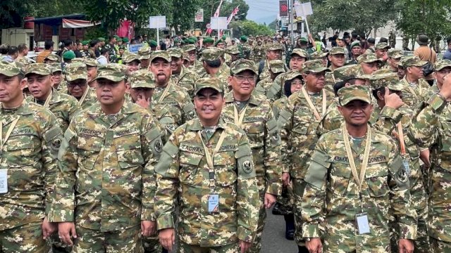 Bupati Tana Toraja Zadrak Tombeg ikuti Retret di Magelang.