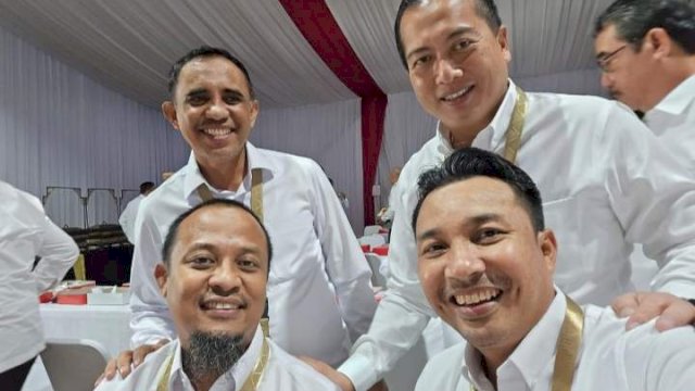 Bupati Lutra Andi Rahim bersama para kepala daerah lainnya.