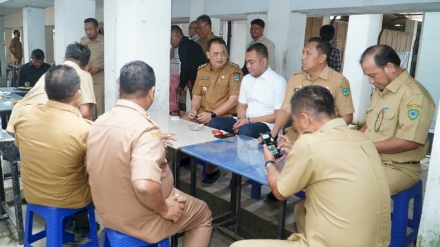 Wabup Maros Muetazim Tidak Tempati Bekas Ruang Kerja Suhartina Bohari.