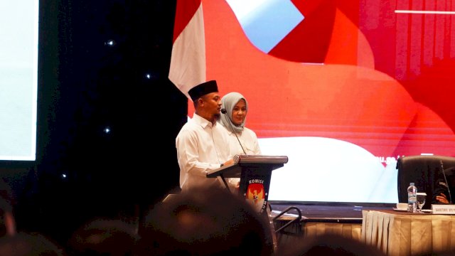 Gubernur dan Wagub Sulsel Terpilih Andi Sudirman-Fatmawati Rusdi.