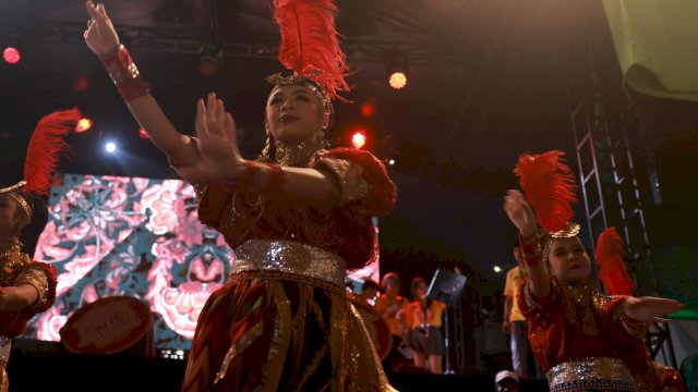 Tari Kreasi Harmoni Nusantara dan Pepe-Pepeka Ri Makka Pukau Penonton di Jappa Jokka Cap Go Meh 2025.