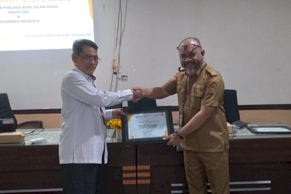 Diskominfo Bone Kolaborasi dengan BPS Susun Buku “Bone dalam Angka”