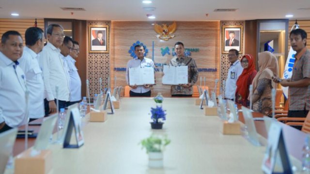 Bupati Pangkep Yusran Lalogau Hibahkan Lahan untuk Pembangunan UPT BPVP Kementerian Ketenagakerjaan.