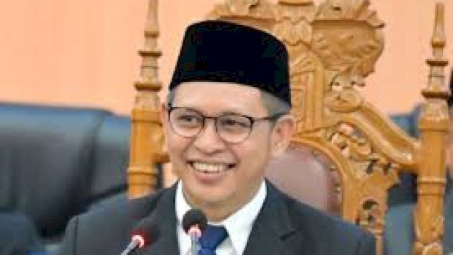 Ketua DPRD Makassar Supratman.