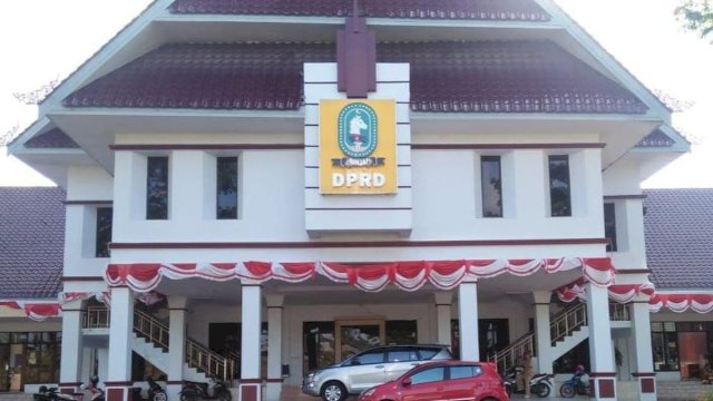 Gedung DPRD Sinjai.