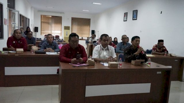 Pemkab Luwu Timur Rapat Bersama Kemenakertrans.