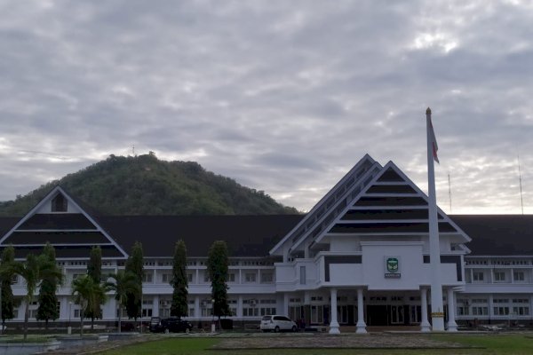 Pemkab Luwu Gelar Coaching Clinic Guna Percepatan Penyusunan Laporan Keuangan Daerah TA 2024