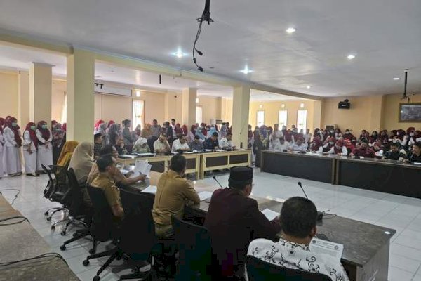 DPRD Pangkep Gelar RDP Bersama Honorer