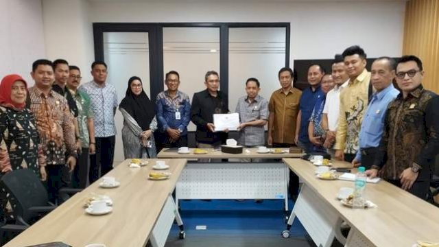 DPRD Pangkep dan Disdik Bahas Kondisi SDN 9 Butung-butungan, Perbaikan Menunggu Proses di Kementerian