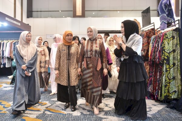 Amal Lelang Pakaian Preloved di Trend Hijab Expo, DP3A Dalduk KB Sulsel: Hasilnya untuk Bantu UMKM Perempuan Rentan