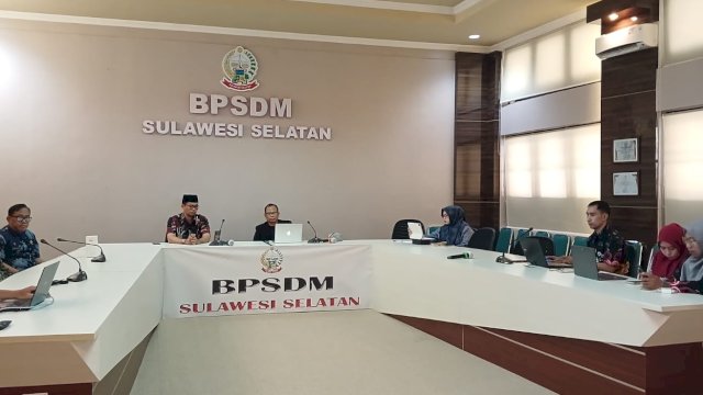 BPSDM Sulsel Gelar Webinar ASN Adaptif, Bahas Kecerdasan Buatan dan Transformasi ASN.