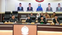 Hadiri Paripurna Penyampaian LKPJ Gubernur, Sekda Jufri Rahman Sampaikan Realisasi APBD dalam LKPJ 2024