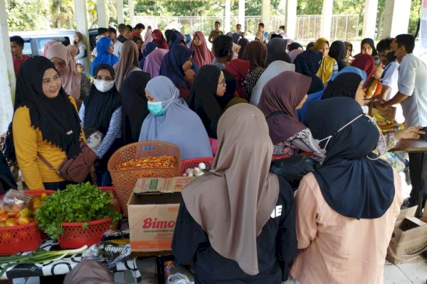 Pemkab Sinjai Gelar Pasar Murah Ramadan, Stabilkan Harga dan Bantu Warga Kurang Mampu