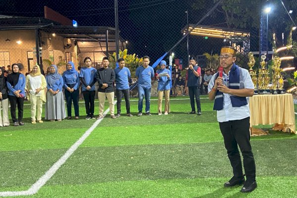 Bupati Jeneponto Paris Yasir Menutup Fun Football IKA SMANSA Jeneponto