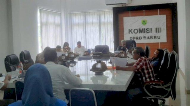 Anggota DPRD Kabupaten Barru gelar rapat Bamus.