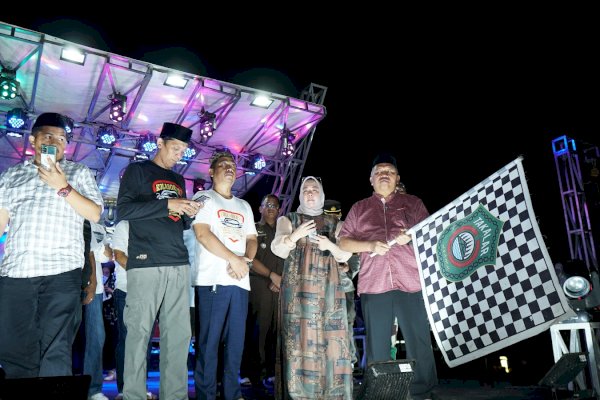 Bupati Takalar Daeng Manye Lepas Sahur On The Road