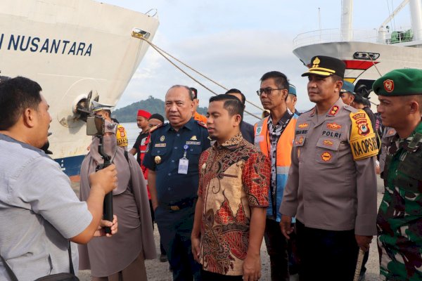 Wali Kota Parepare Tasming Hamid dan Forkopimda Pantau Arus Mudik di Pelabuhan Nusantara