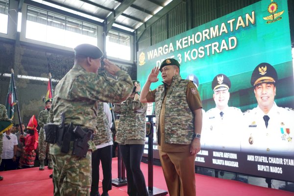 Terima Gelar Warga Kehormatan Kostrad, Munafri: Sinergitas TNI dan Pemerintah Jaga Masyatakat