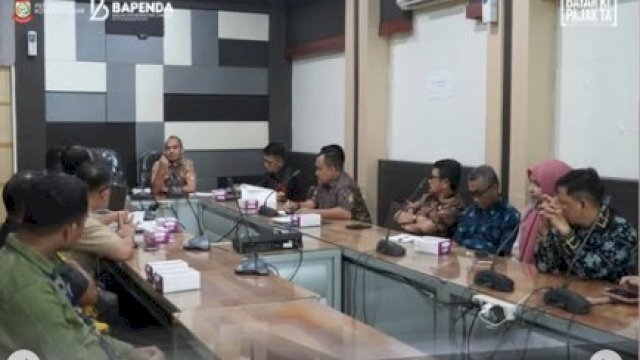 Bapenda Makassar Bahas Perjanjian Kerjasama Pembayaran Pajak Daerah dengan Kantor Pos.