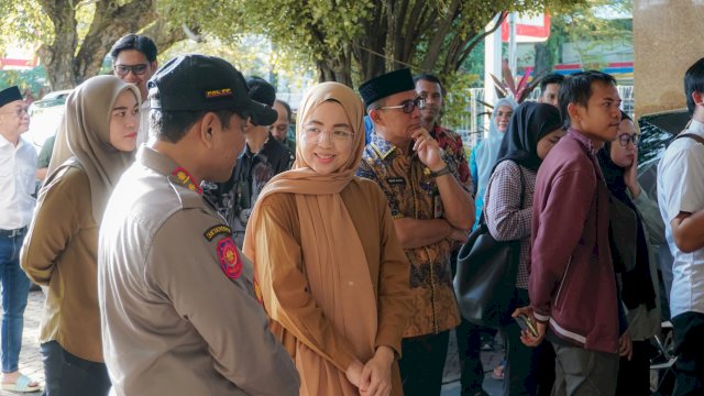 Ketua TP PKK Kota Makassar Apresiasi Penyaluran 5.500 Paket Sembako untuk Pekerja Keagamaan