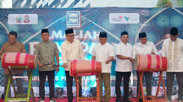 Sekda Sulsel, Jufri Rahman, membuka kegiatan Amaliah dan Bazar Ramadan Apindo.