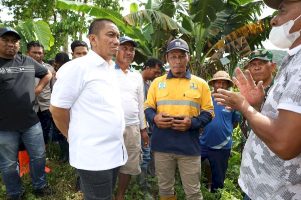 Bupati Ibas Tinjau Tanggul Jebol di Desa Alam Buana, Janjikan Penanganan Segera