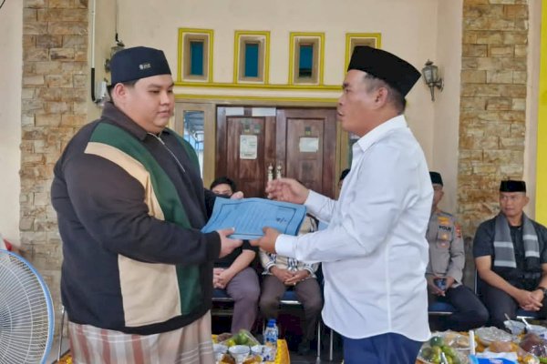 Wakil Ketua DPRD Lutra Karemuddin Sampaikan Takziah di 7 Hari Wafatnya Amir Makhmud