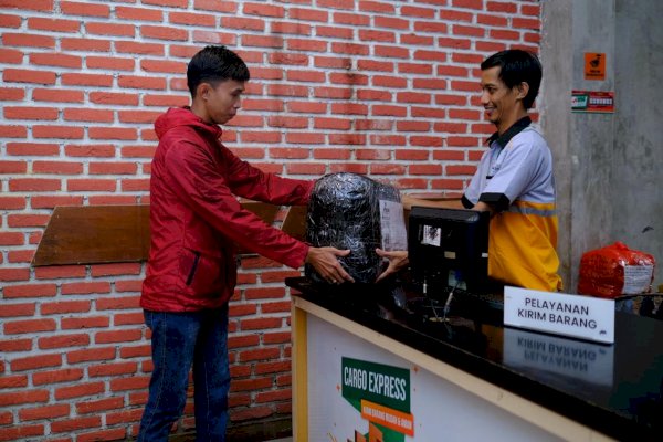 Kirim Paket Tanpa Khawatir Selama Ramadhan bersama Cahaya Bone