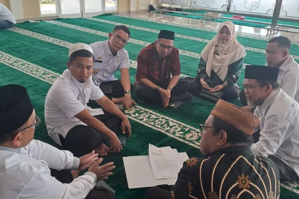 Walikota Parepare Tasming Hamid Undang Baznas Diskusi Zakat di Masjid