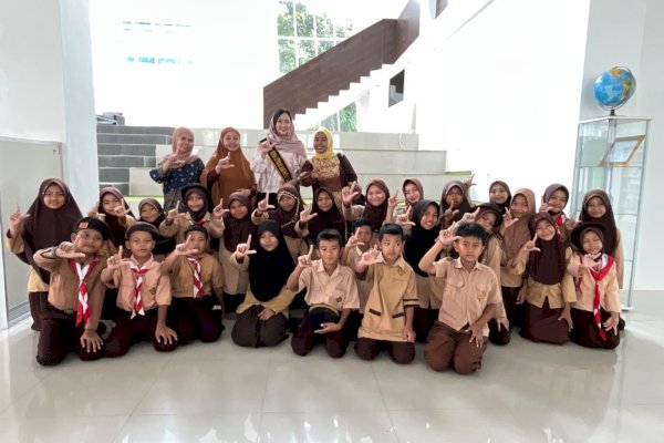 Bunda Literasi Bantaeng Gunya Kagumi Fasilitas Penunjang Gedung Perpustakaan Daerah