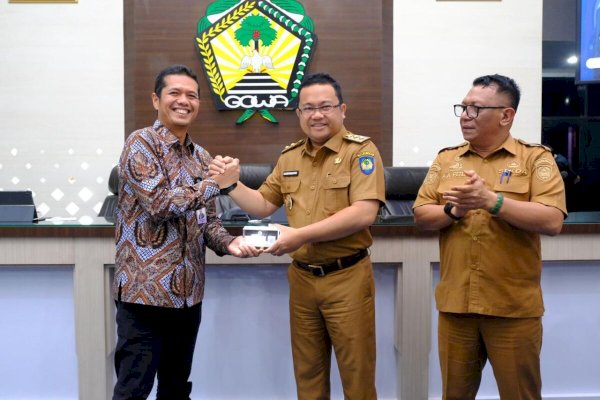 BI – Pemkab Gowa Teken MoU Digitalisasi Transaksi, Wabup Minta Bank Sulselbar Segera Terbitkan Kartu Kredit