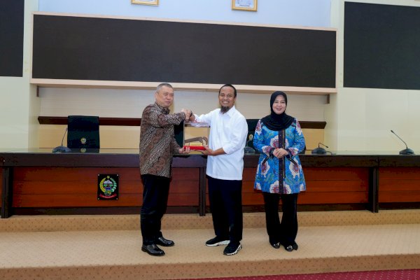 Gubernur Sulsel Gagas Seaplane ke Menhub untuk Layani Kepulauan