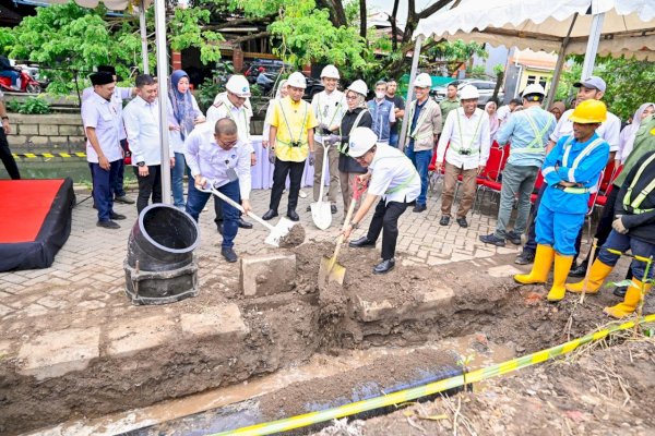 PDAM Makassar Pasang Jaringan Pipa untuk Tingkatkan Suplai Air Ke Pelanggan Utara Kota