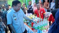 Jelang Idul Fitri 1446 H, Wabup Takalar Hengky Pantau Pasar Murah di Desa Banyuanyara