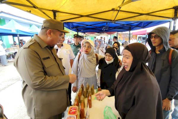Pemkab Maros Gelar Pasar Murah, Bupati Chaidir Syam: Kami Harap Dapat Ringankan Beban Masyarakat