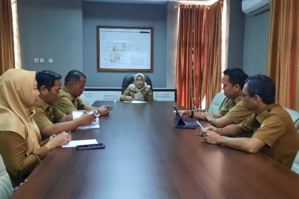 Wabup Sidrap Nurkanaah Pimpin Rapat Koordinasi Pajak dan Retribusi Parkir