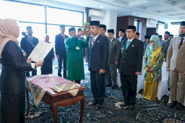 Tingkatkan Kinerja Pemerintahan, Bupati Andi Ina Lantik Abu Bakar Jadi Pj Sekda Barru