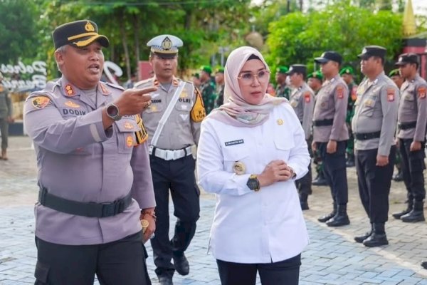 Bupati Barru Andi Ina Pimpin Apel Gelar Pasukan Operasi Ketupat 2025
