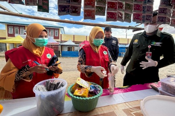 Pastikan Takjil Aman, Dinkes Sidrap Turun Lakukan Pengawasan dan Edukasi
