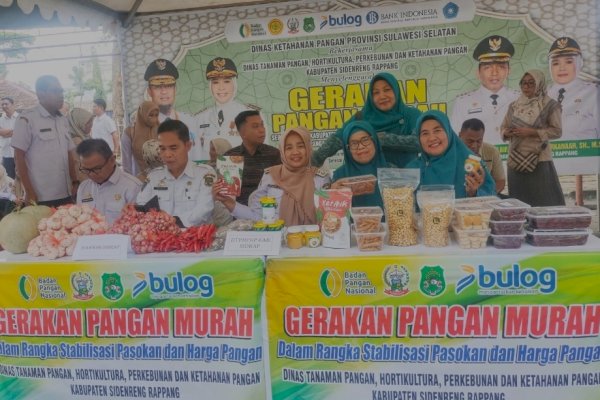 Kolaborasi TP PKK, Dekranasda, dan DWP Hadirkan Preloved for Charity di Sidrap